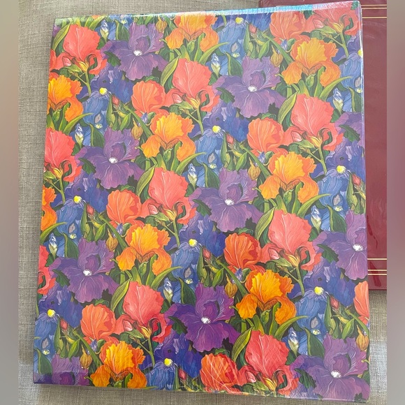 Pioneer Scrapbook Album Set (2);Floral 11 3/4”x14” 100 pgs & Red 12”x12” 20 pgs - Picture 3 of 4